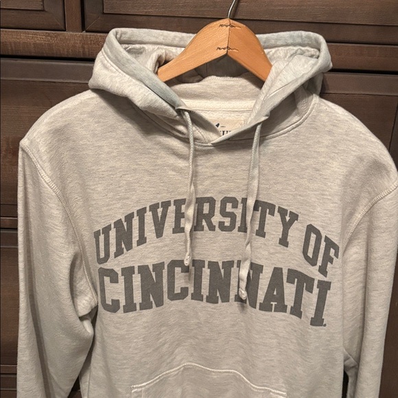 University of Cincinnati hoodie size small/Unisex - Picture 2 of 13
